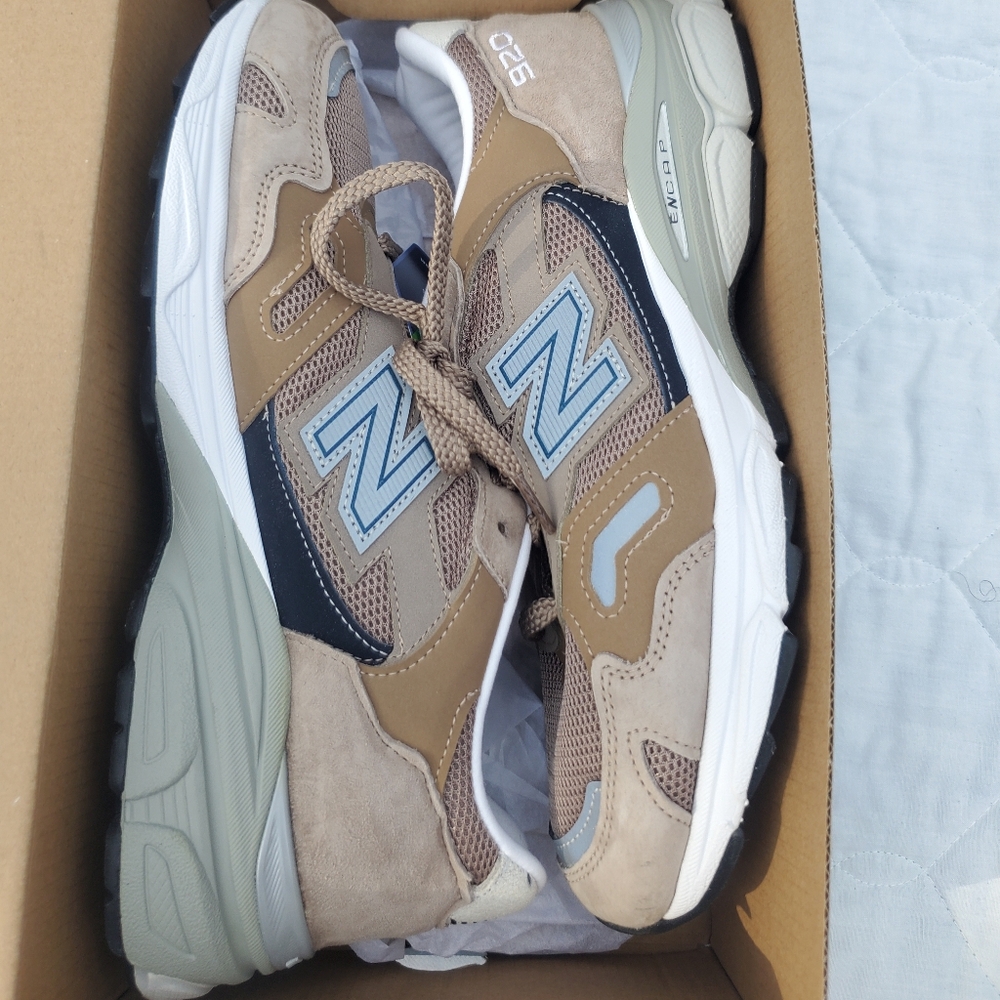 Made in the UK New Balance 920